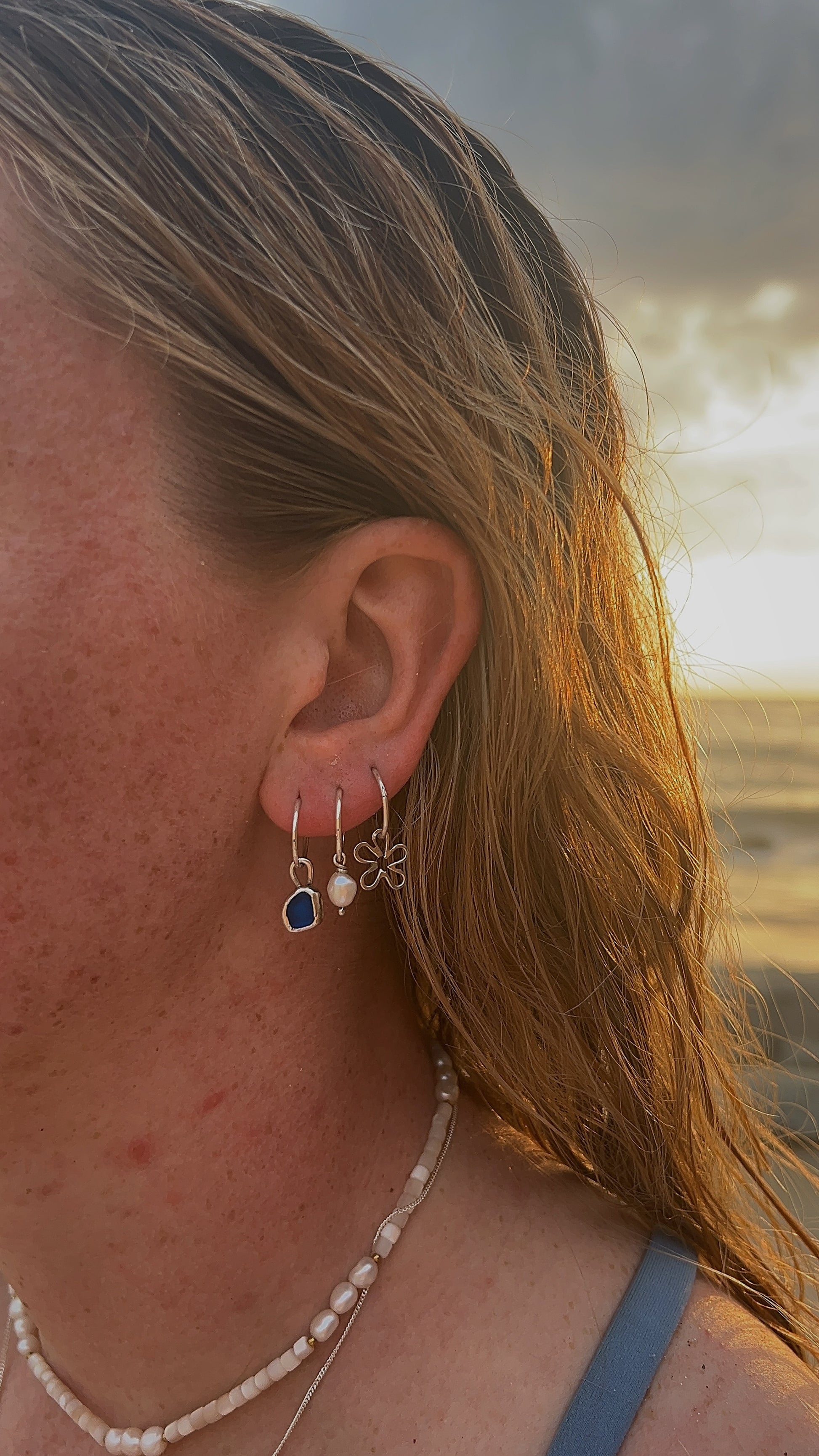 beachy flower sleeper hoops