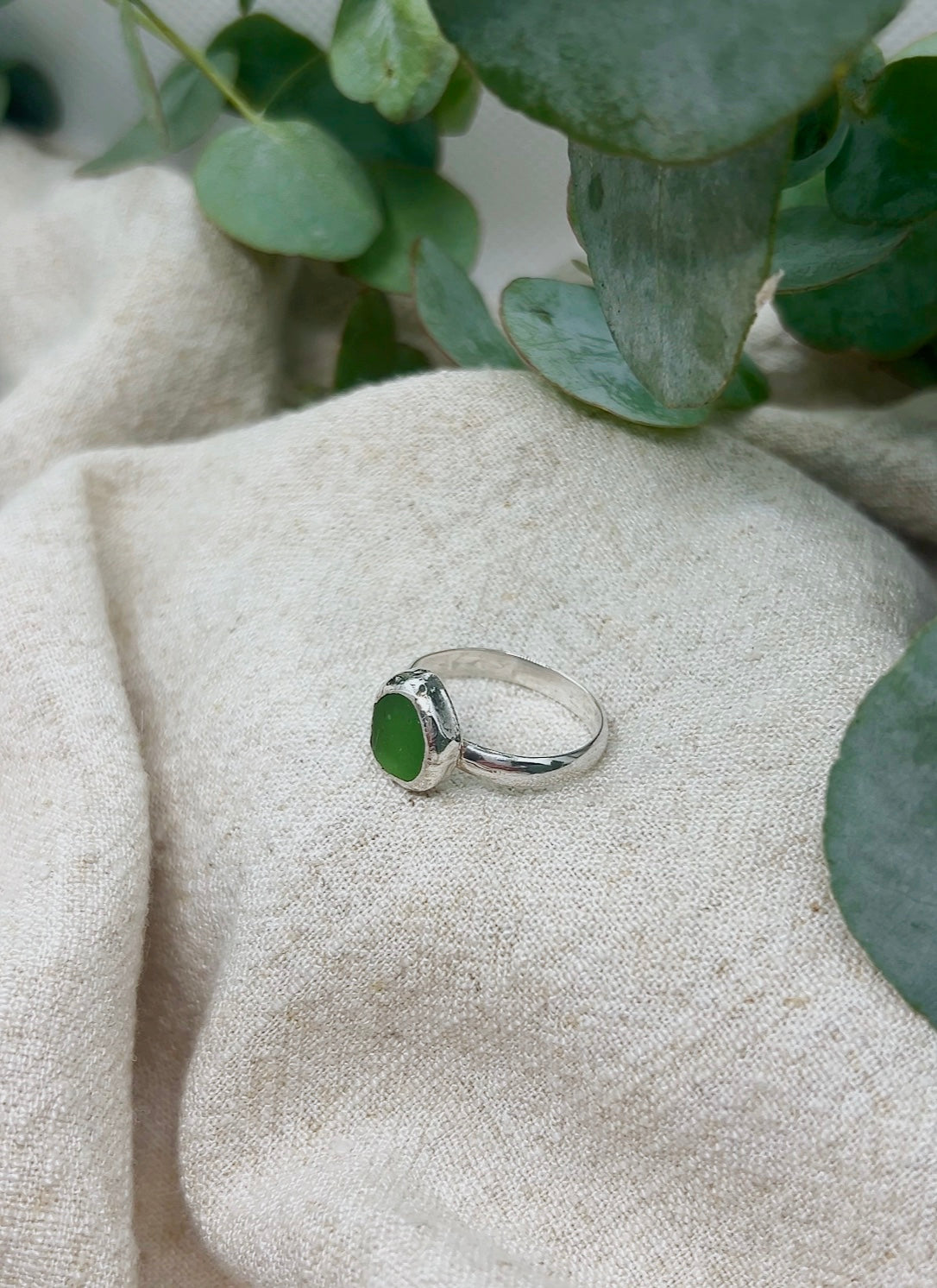 green seaglass ring size N