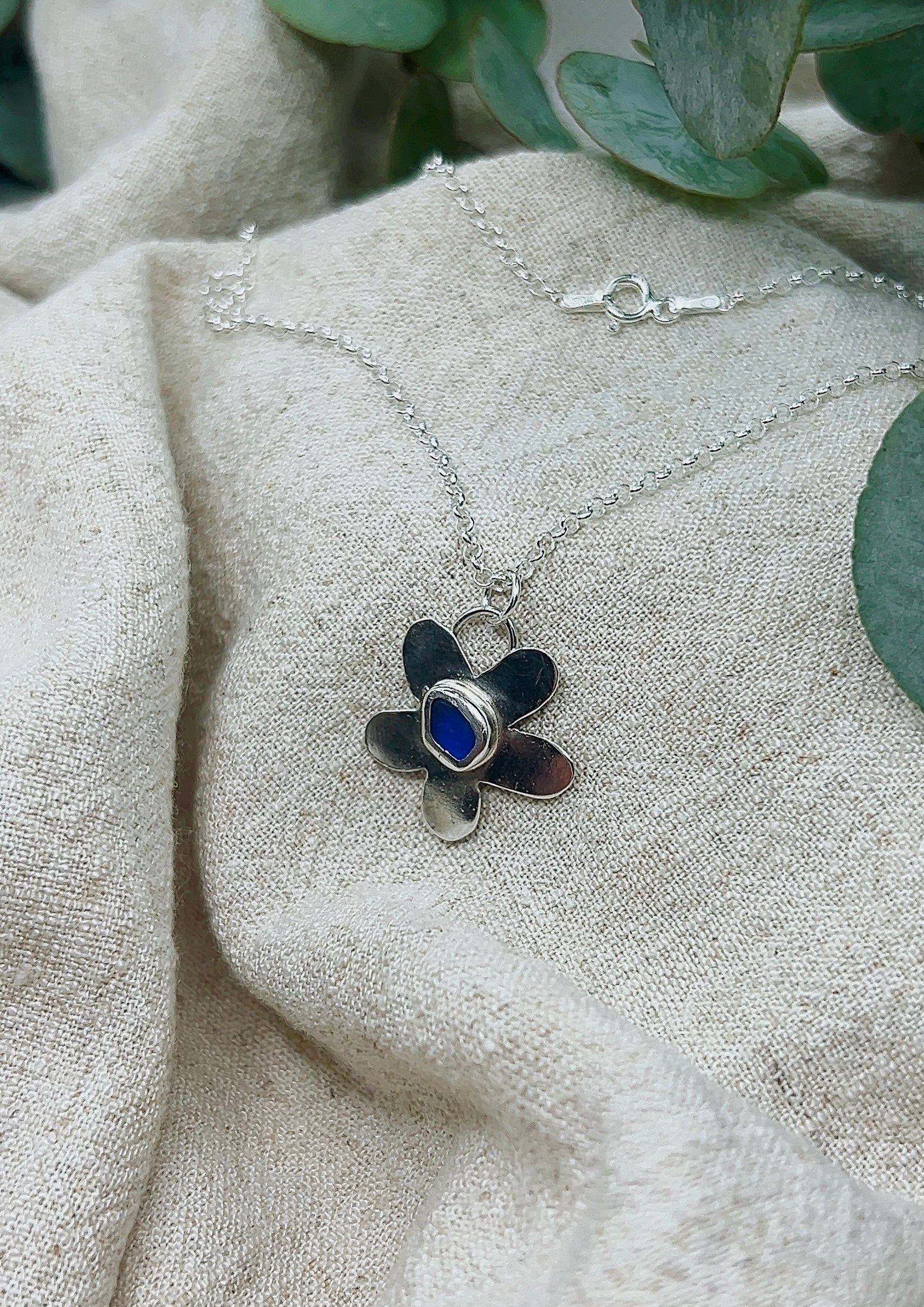 seaglass flower pendant necklace
