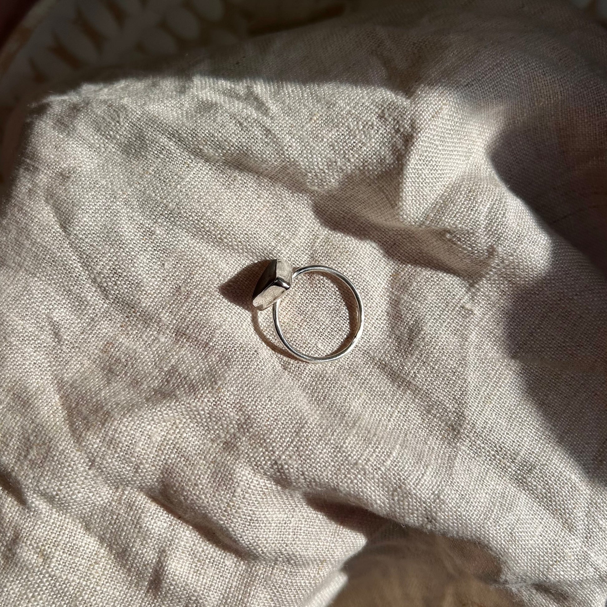 burnt umber seaglass ring (AU/UK size S)