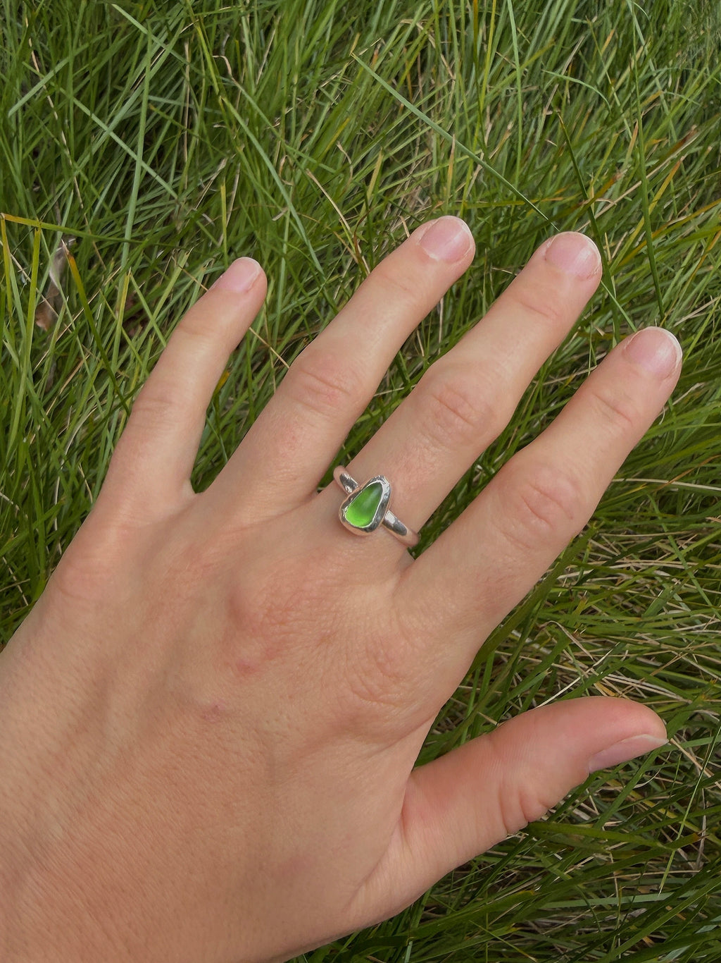 green seaglass ring size T (US 10)