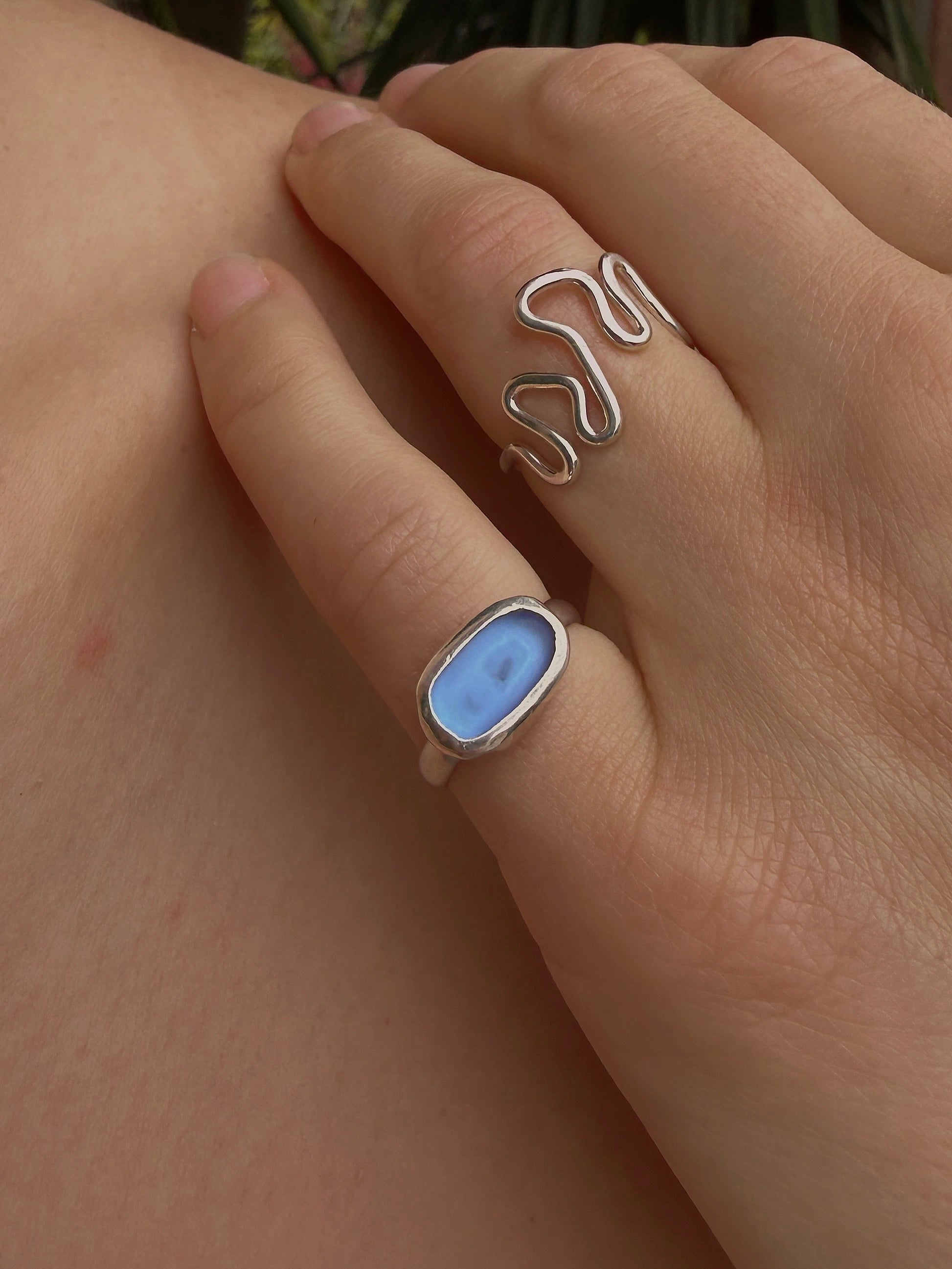 blueish lilac seaglass ring size L (US 6)