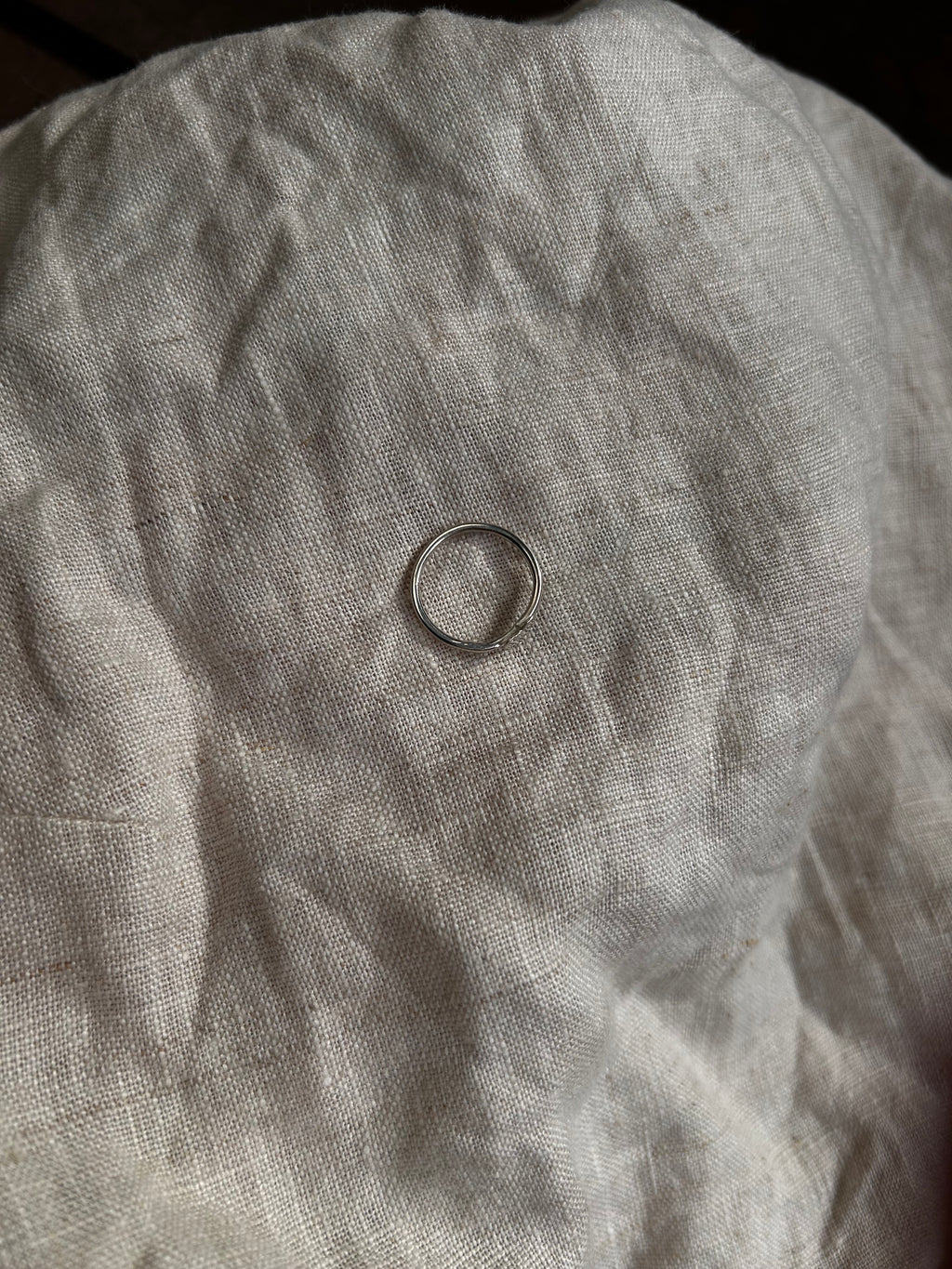 tiny heart ring (size customisable)