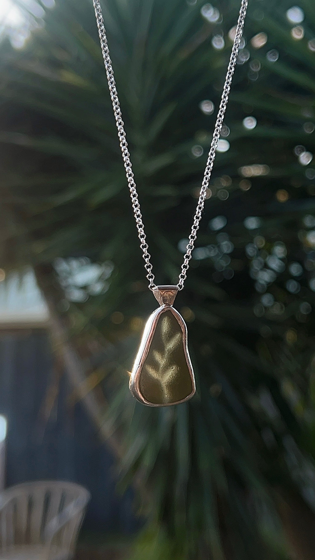 seaglass window necklace: leaf stem
