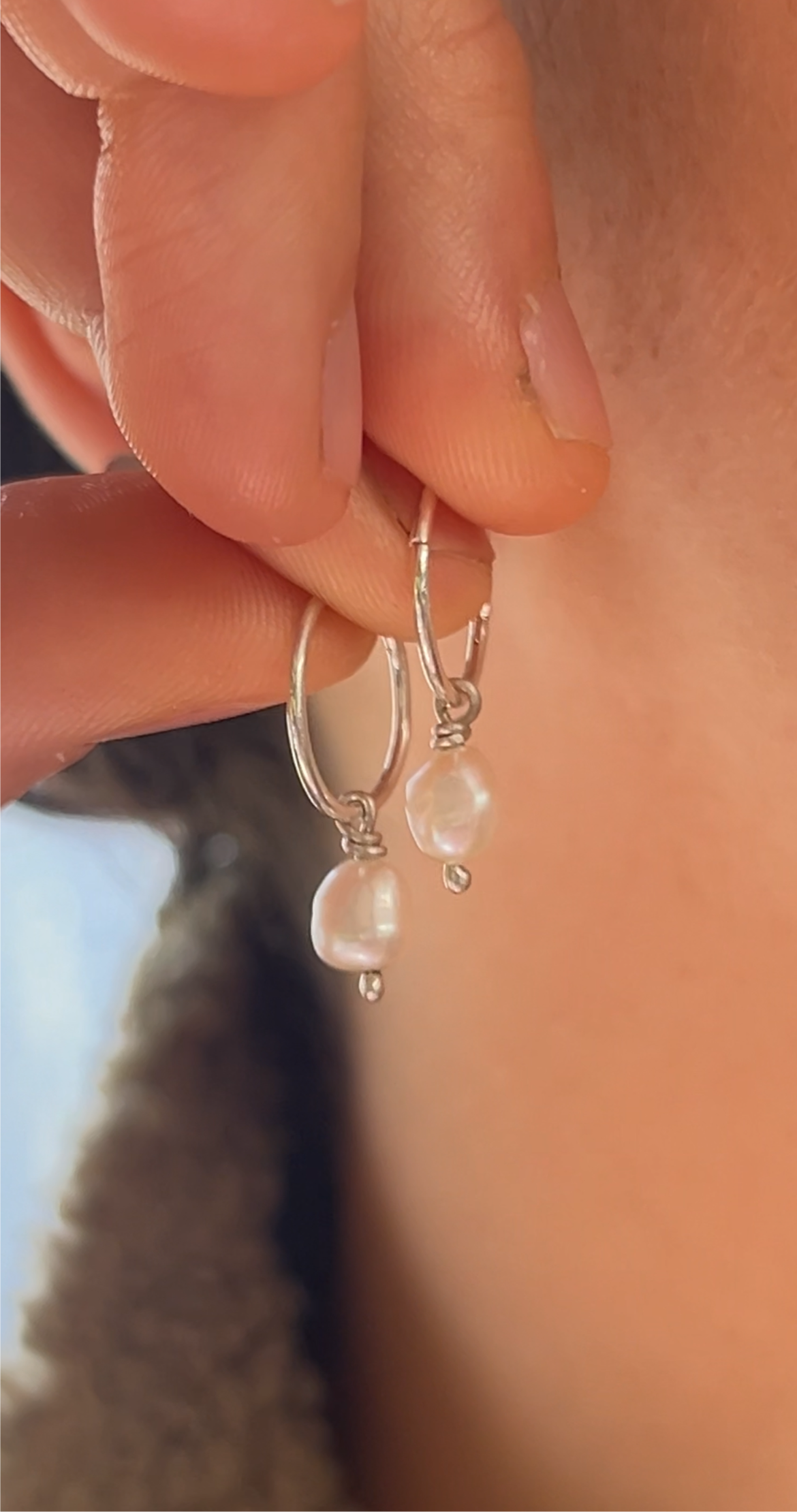cassidy sleeper hoops ~ freshwater pearl