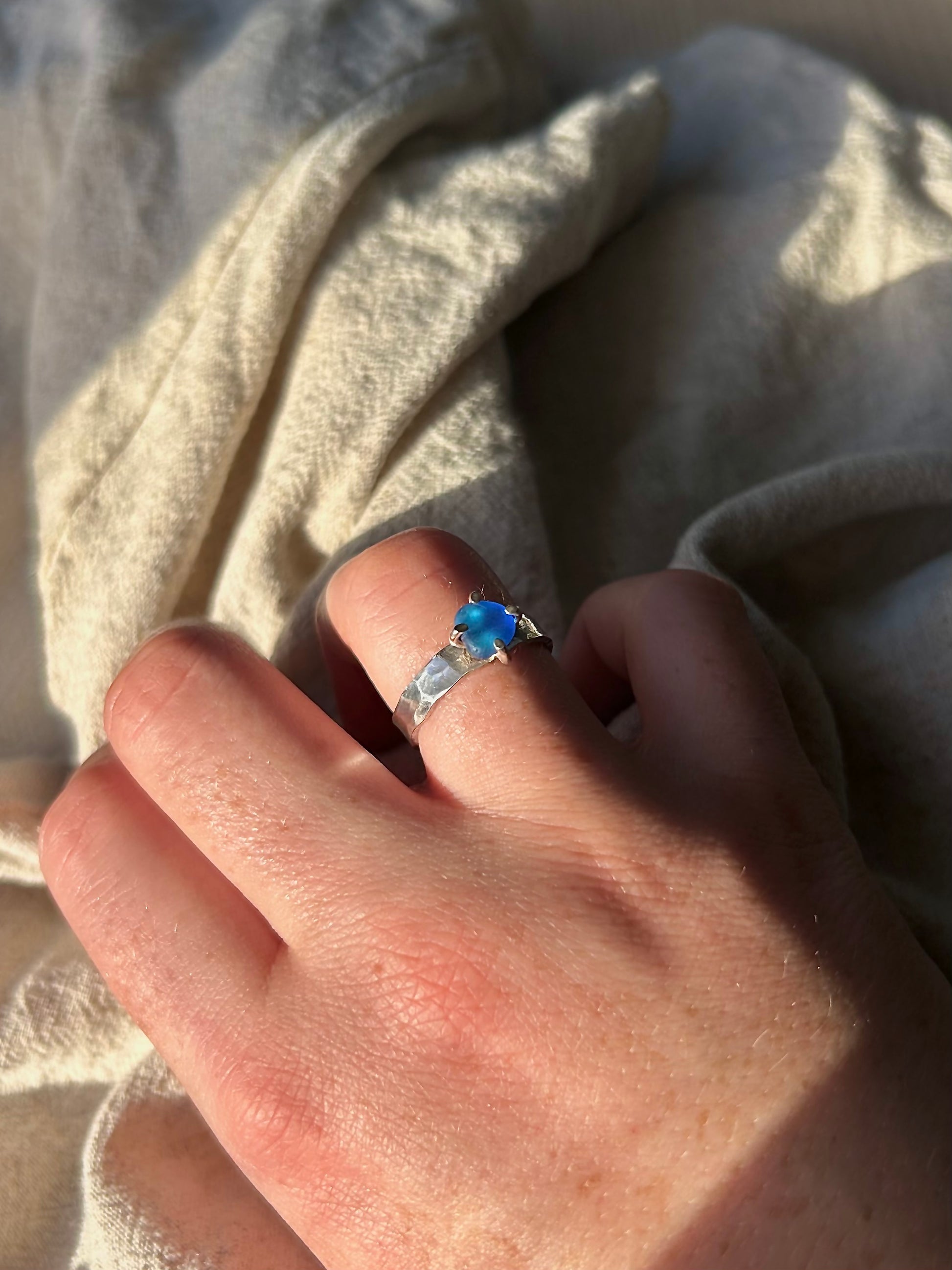 cobalt blue ~ thick band seaglass ring size: T