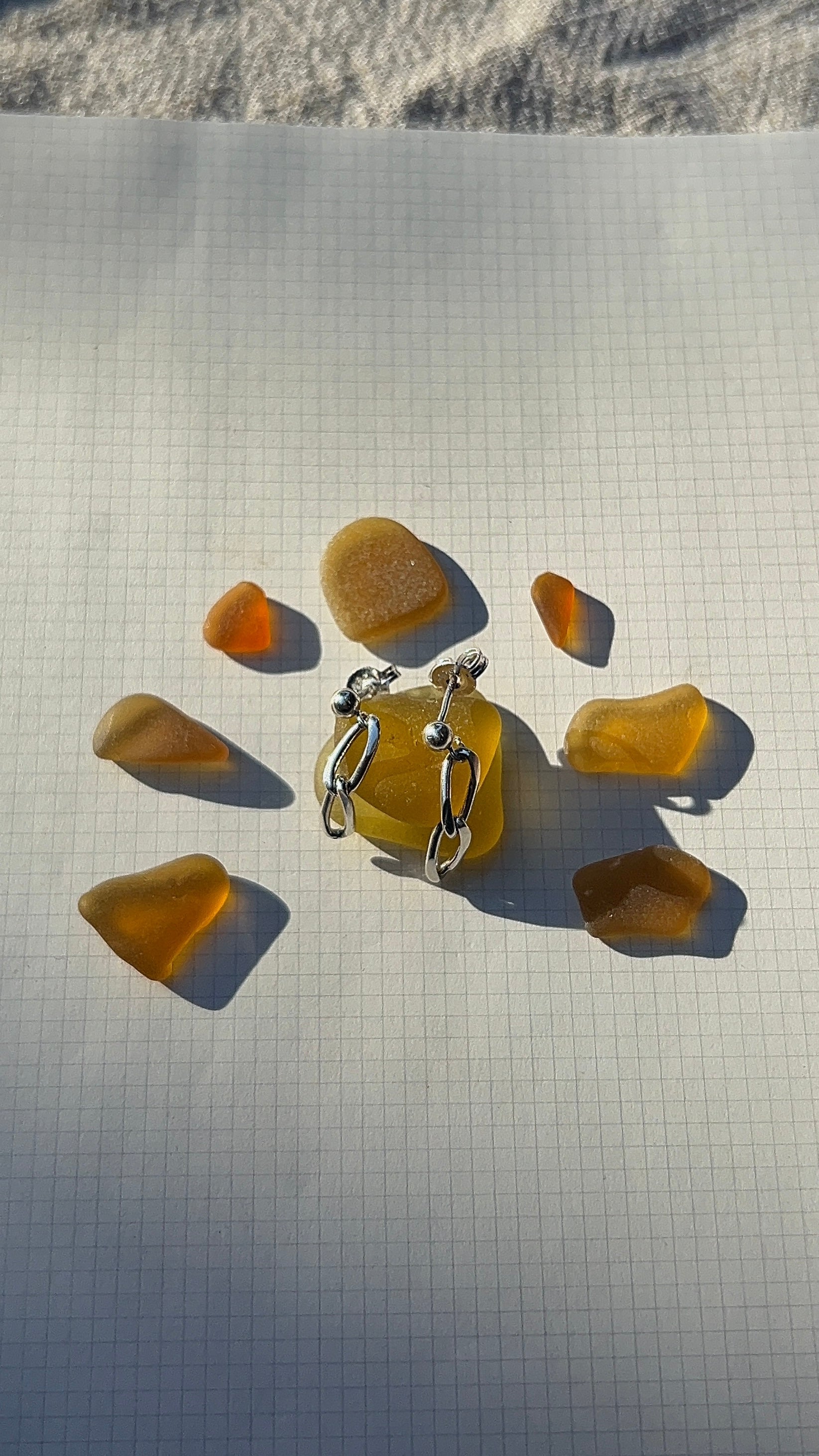 drop chain stud
