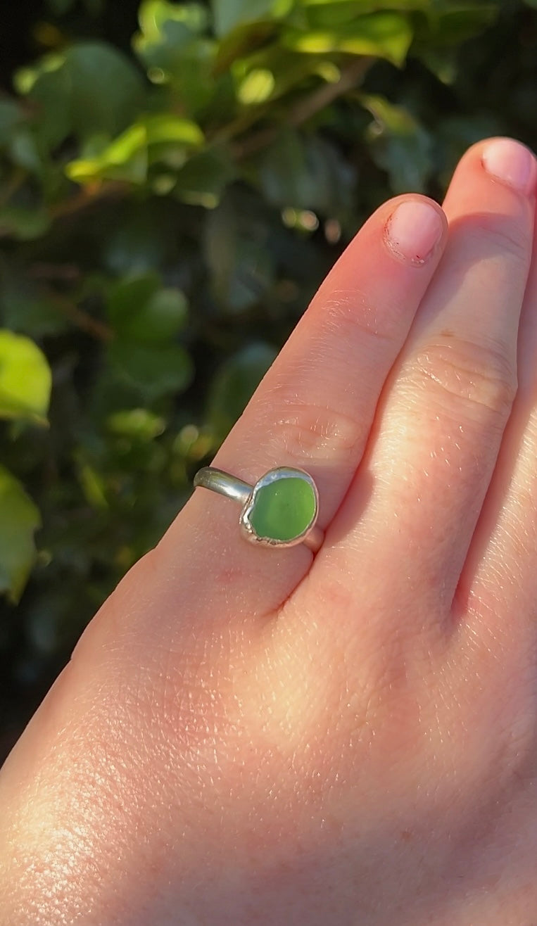 green seaglass ring size N