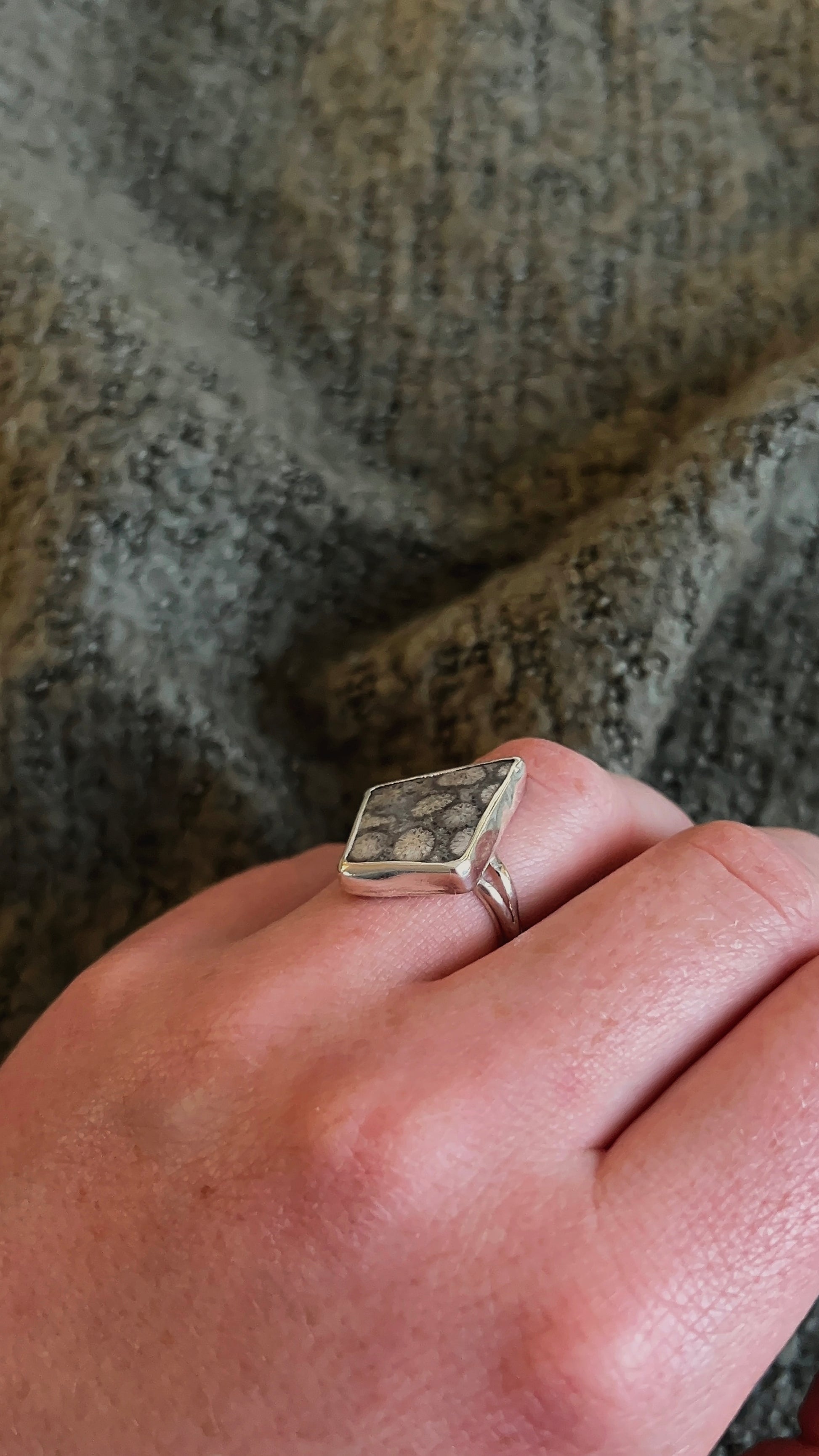 size S fossil coral ring - kite shaped