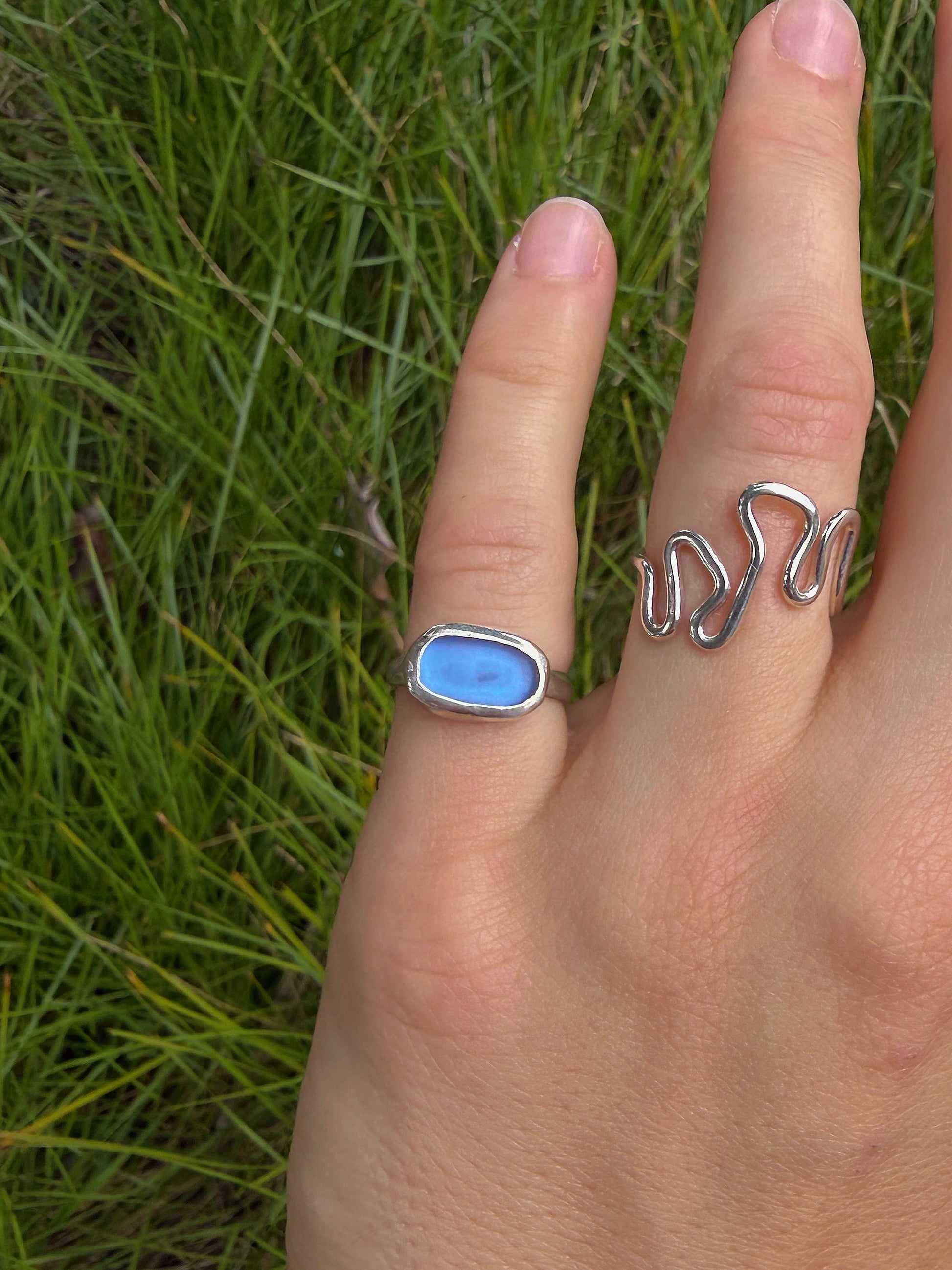 blueish lilac seaglass ring size L (US 6)