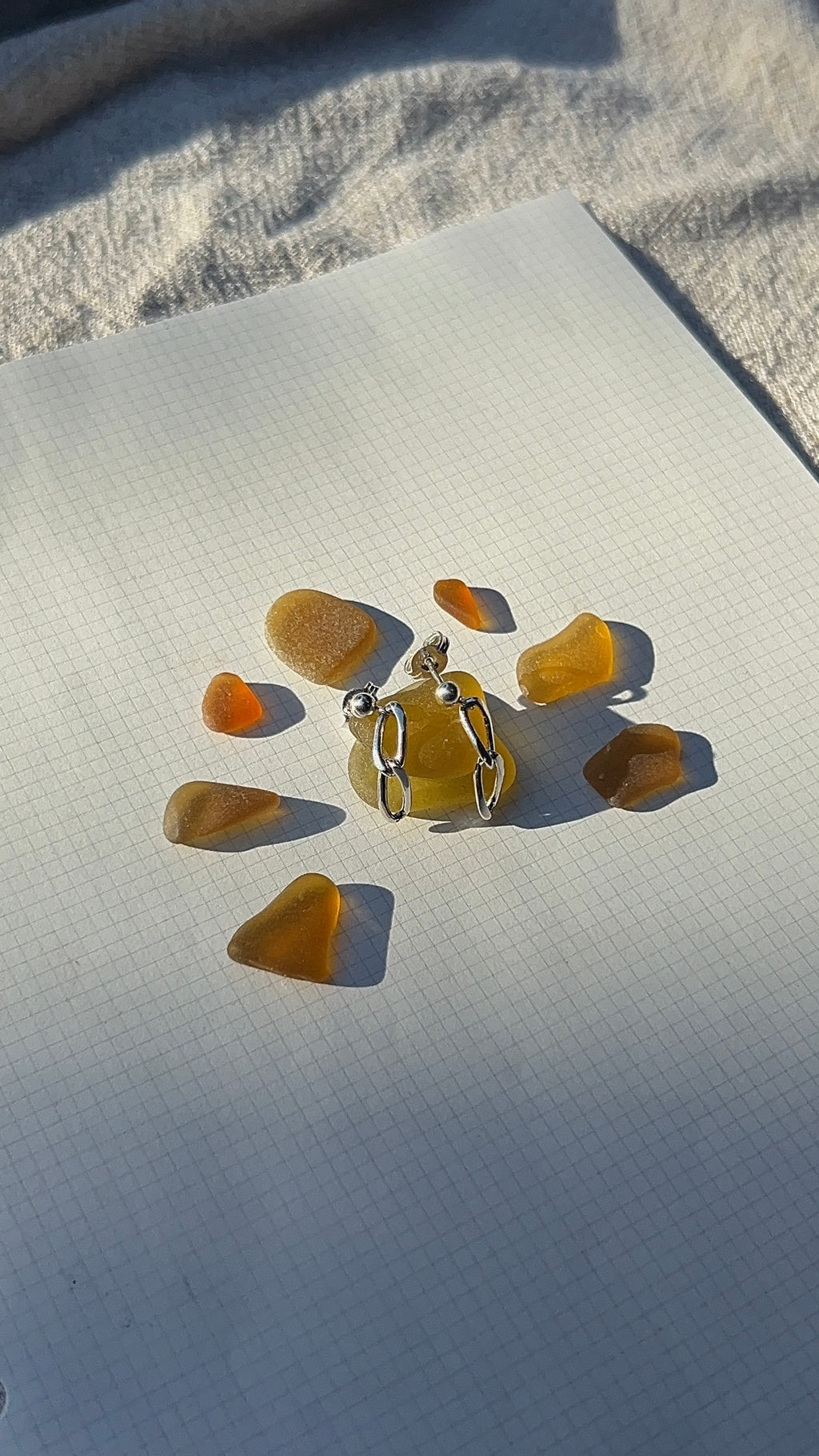 drop chain stud