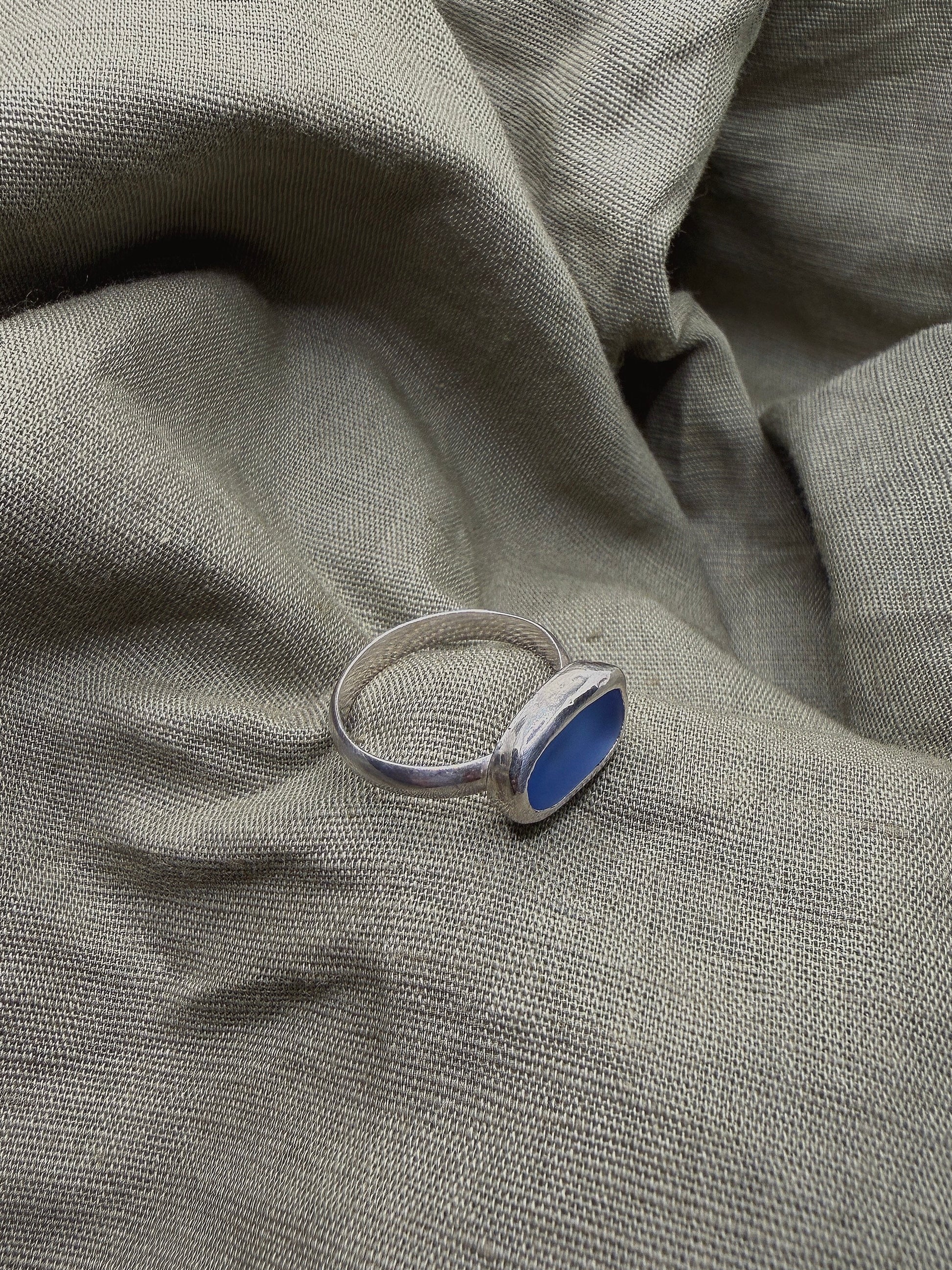 blueish lilac seaglass ring size L (US 6)