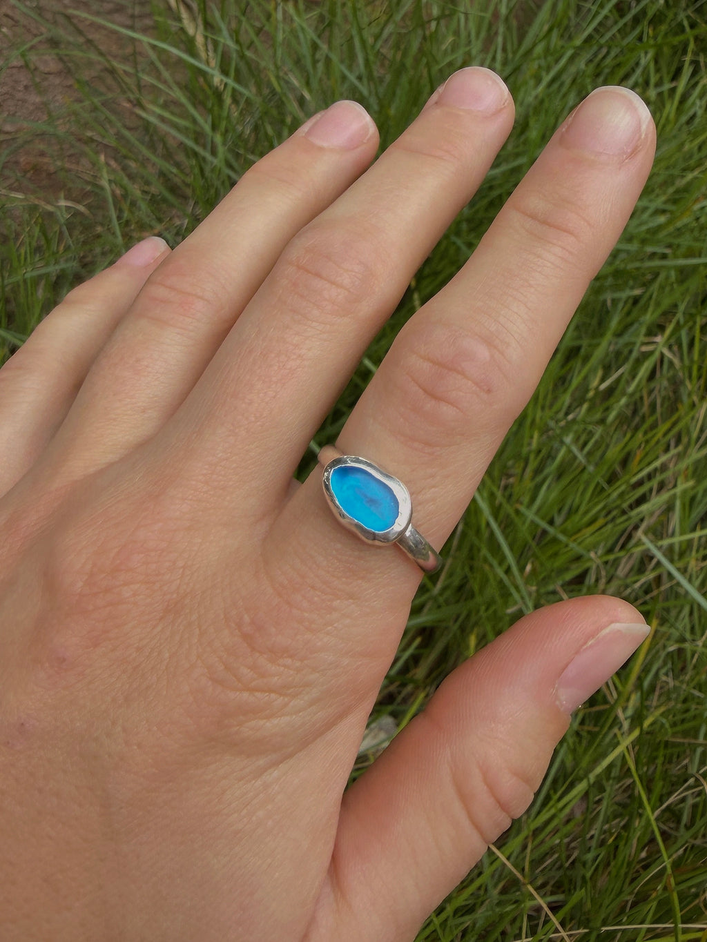 dark blue seaglass ring size U½ (US 10.75)