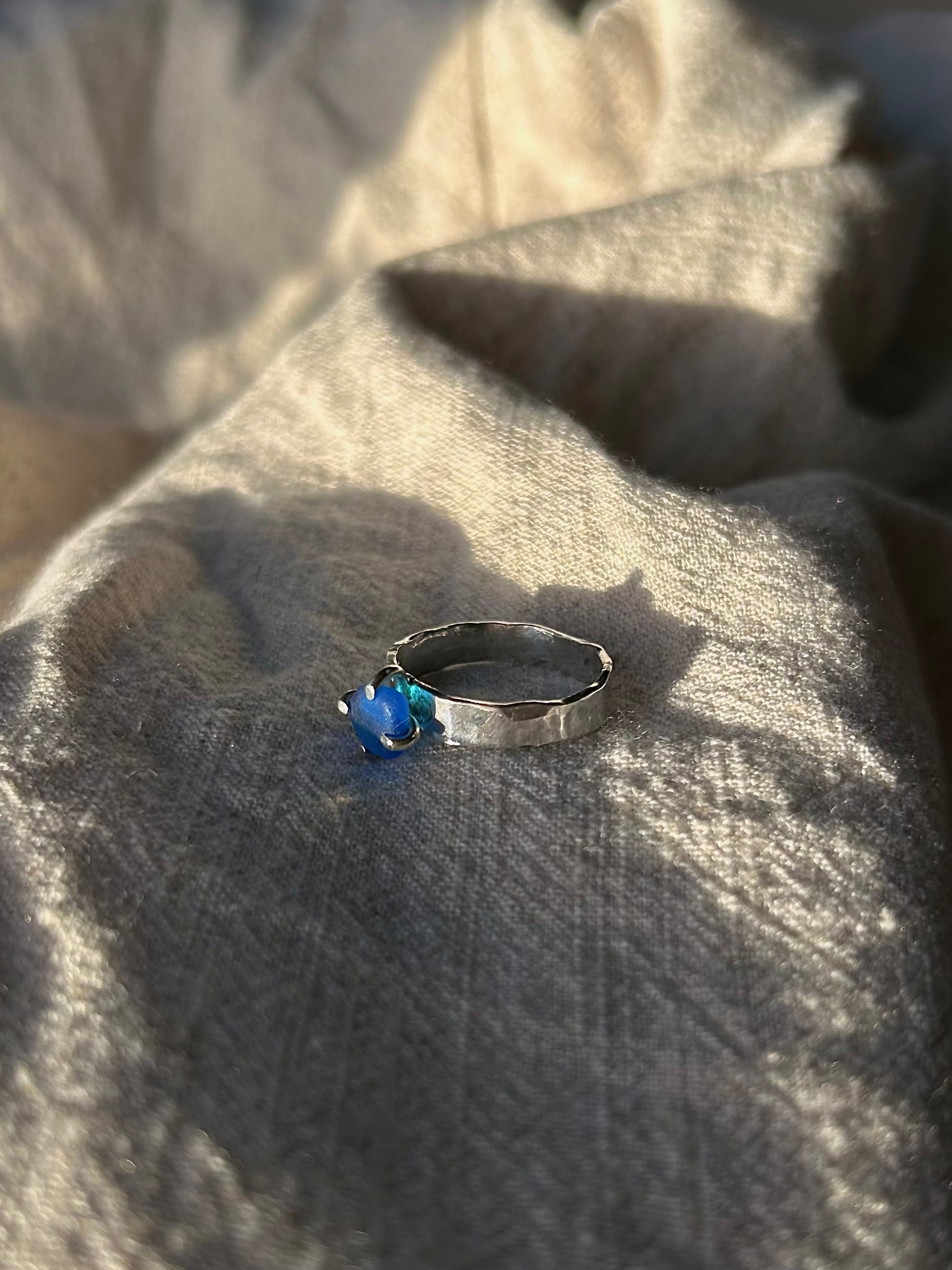 cobalt blue ~ thick band seaglass ring size: T