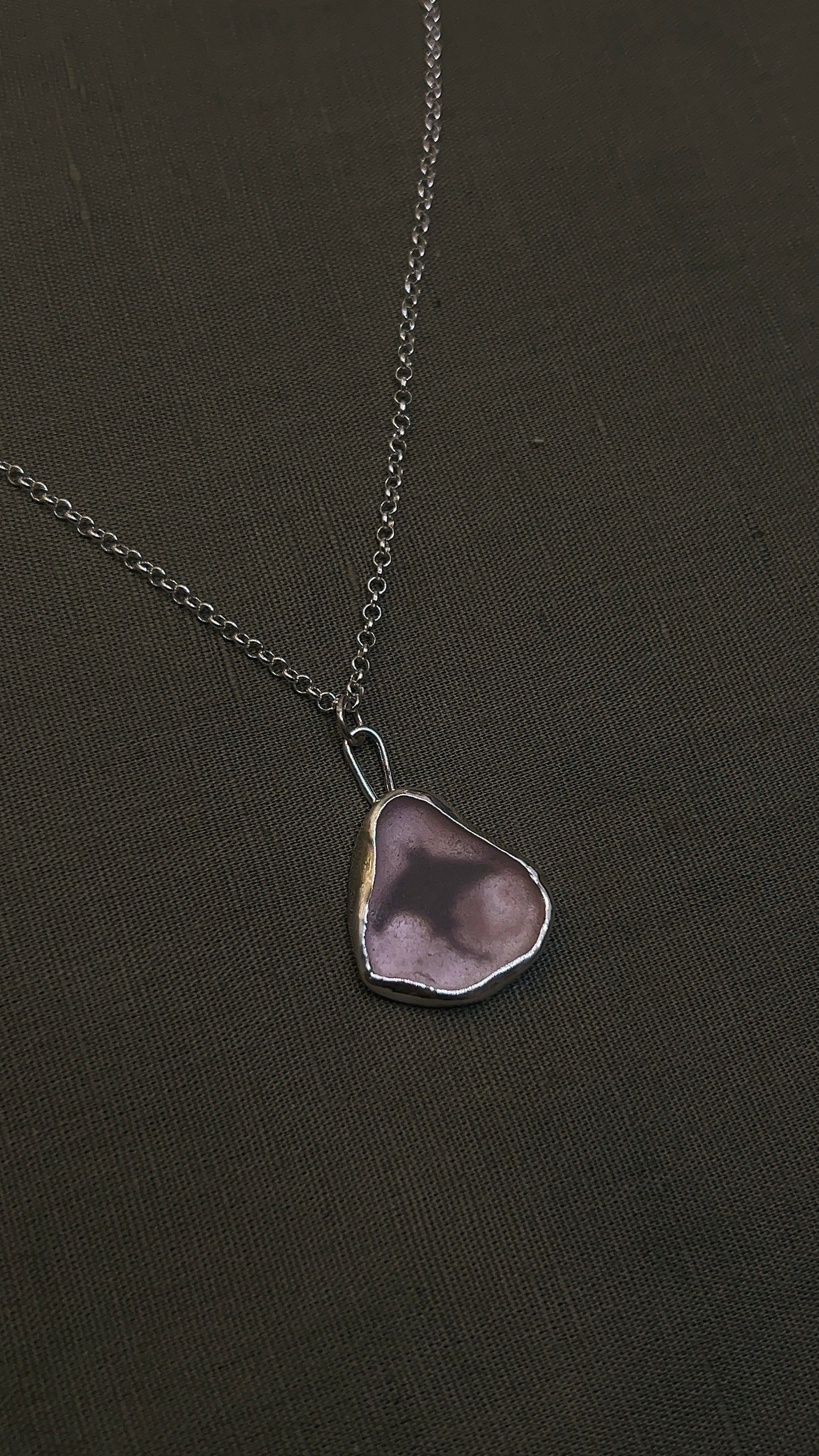 seaglass window necklace: manta ray