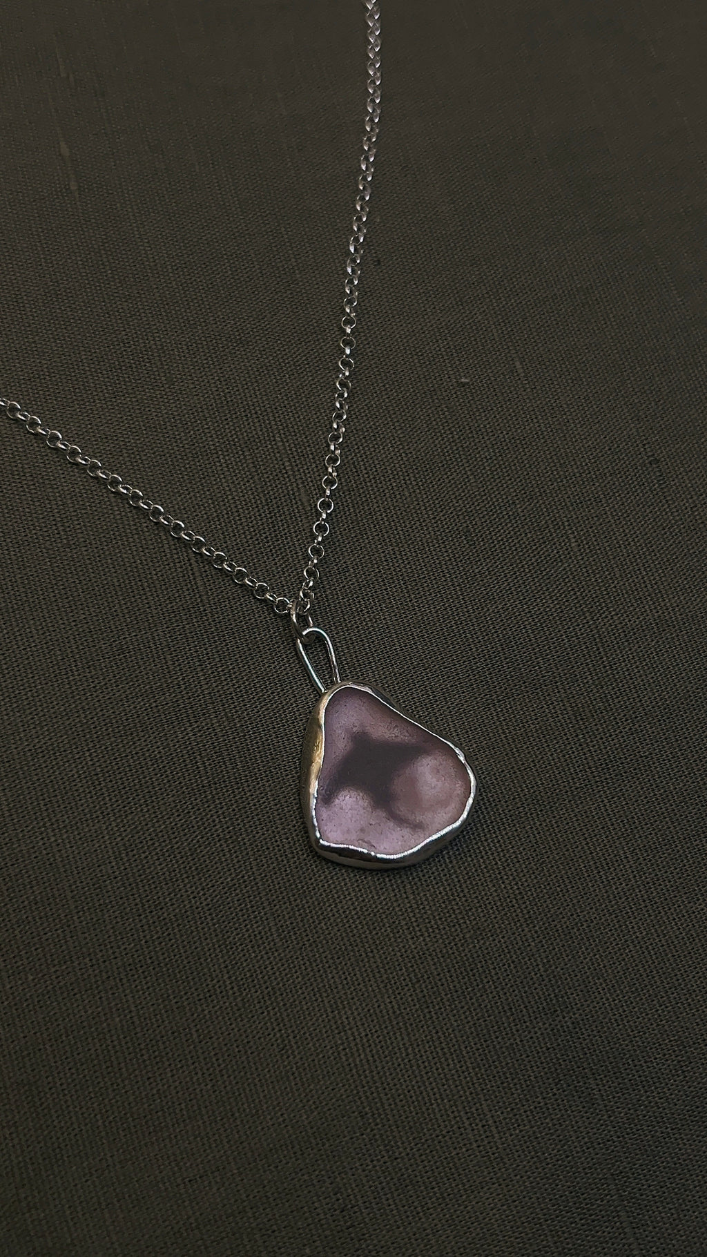 seaglass window necklace: manta ray