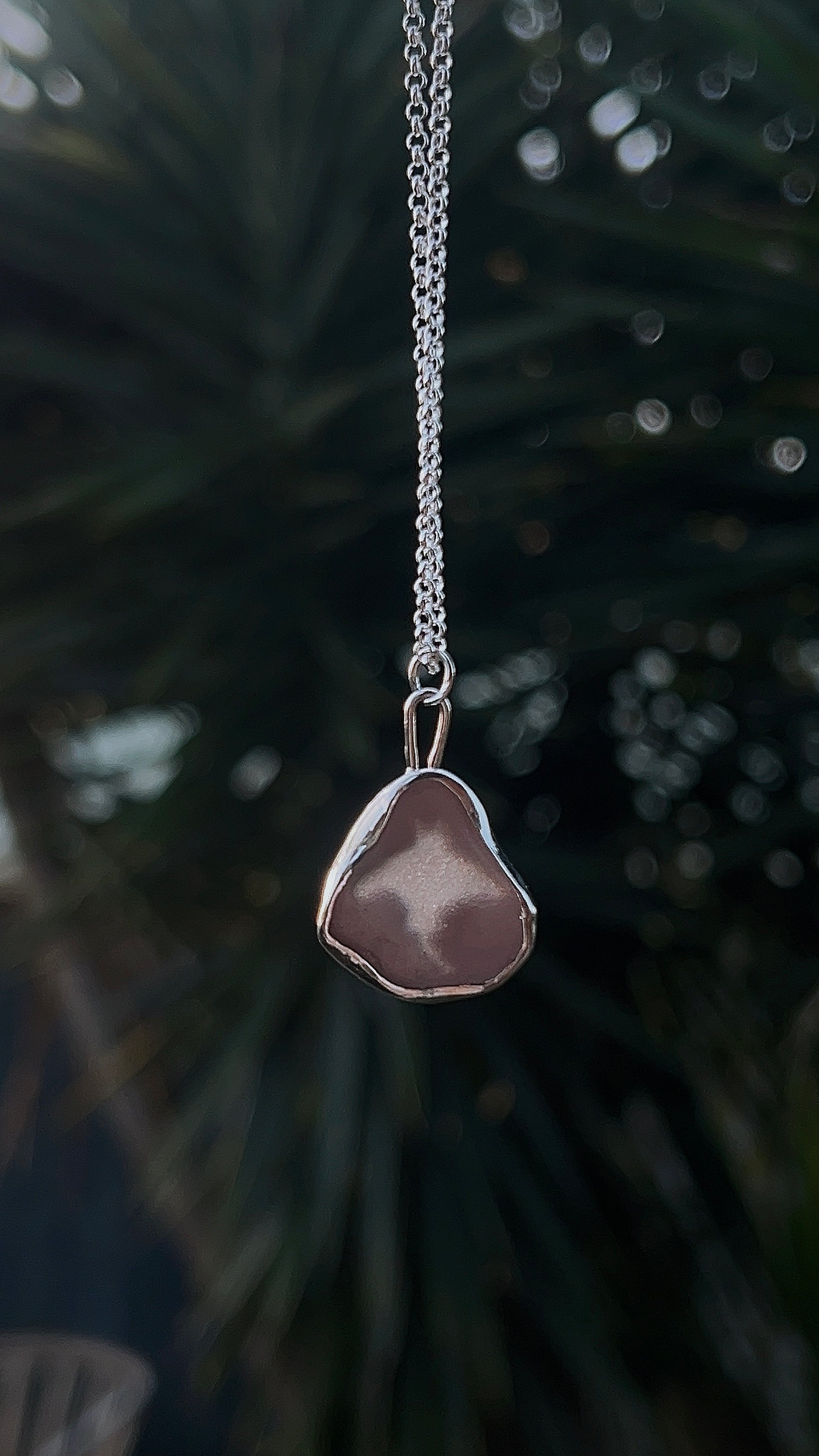 seaglass window necklace: manta ray